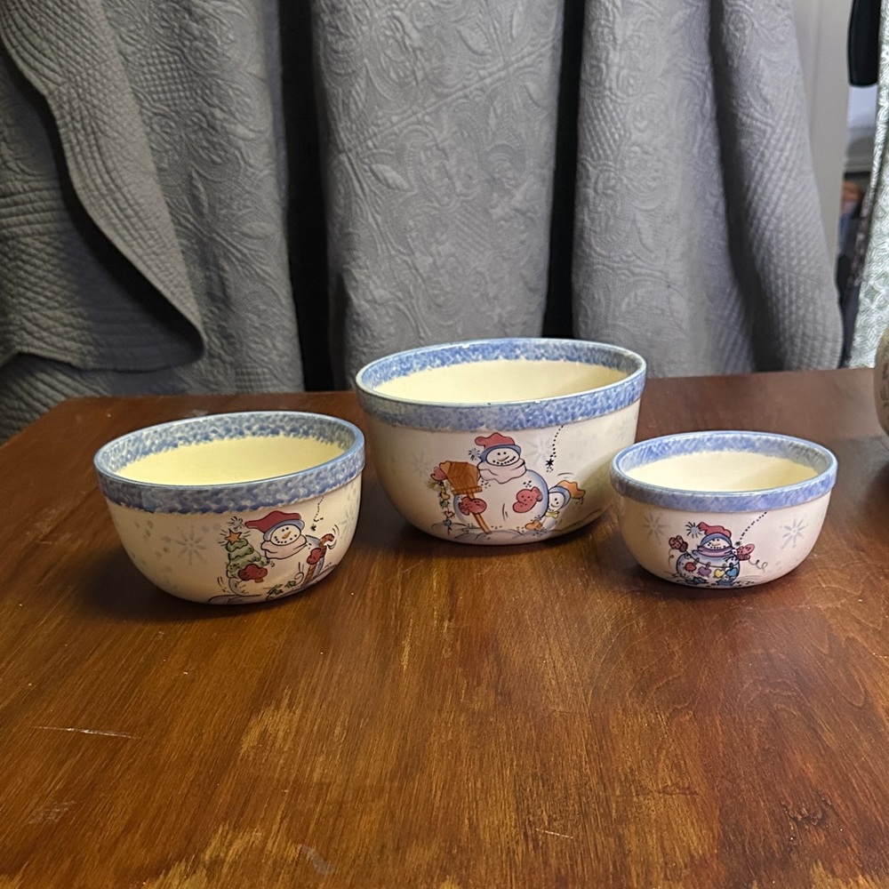 Festive Snowman Ceramic Nesting Bowl Set by Vital Unit